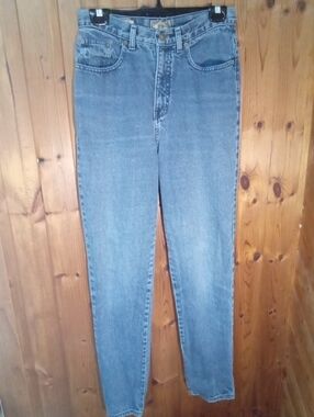 No4 Express Women’s Straight Leg Jeans in Light Blue Denim